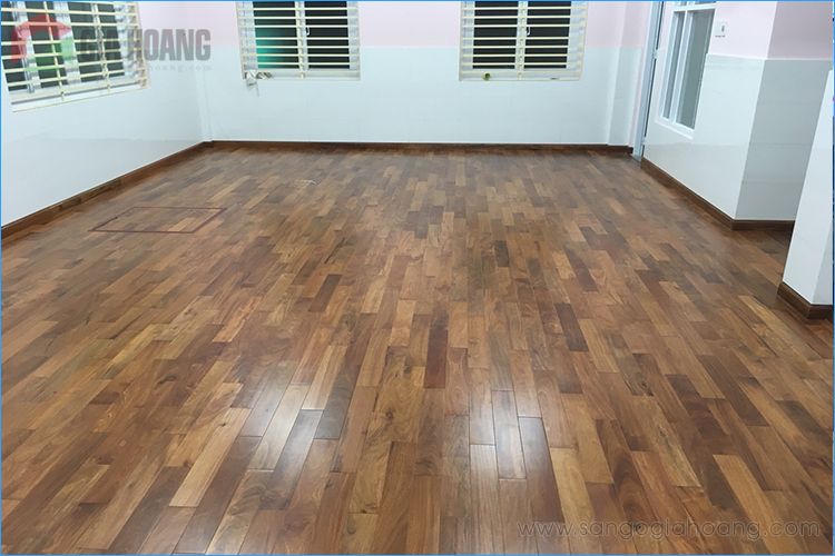 Công trình sàn gỗ Căm Xe tại quận 8 HCMC