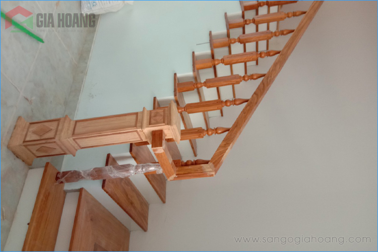 Công trình ốp gỗ cầu thang tại quận 2 HCM