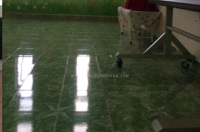 Thi công lắp đặt sàn gỗ Thaixin 1031 cho trường tiểu học